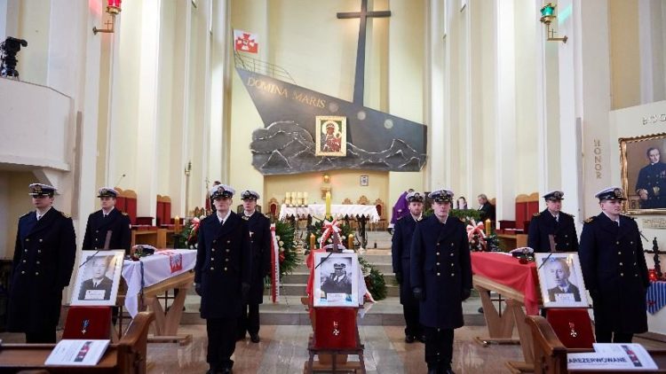 Pogrzeb oficerów Marynarki Wojennej